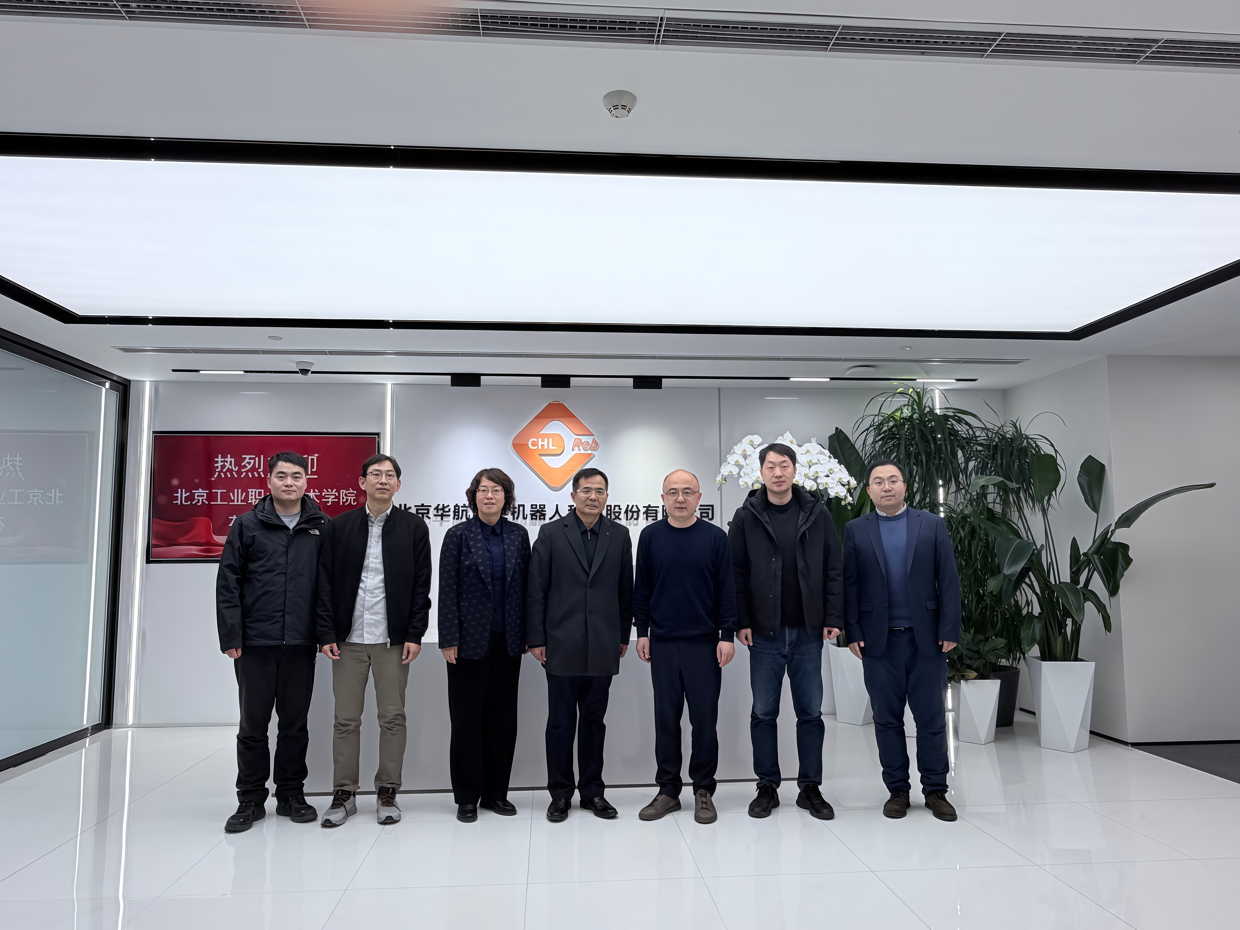 9064e3b4d13d4cc692e4ea9ba6275185.jpg 9064e3b4d13d4cc692e4ea9ba6275185.jpg